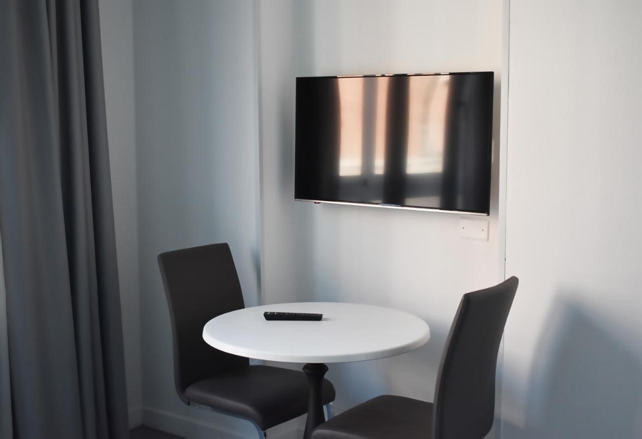 Appart hôtel Homing Milano Navigli Suites